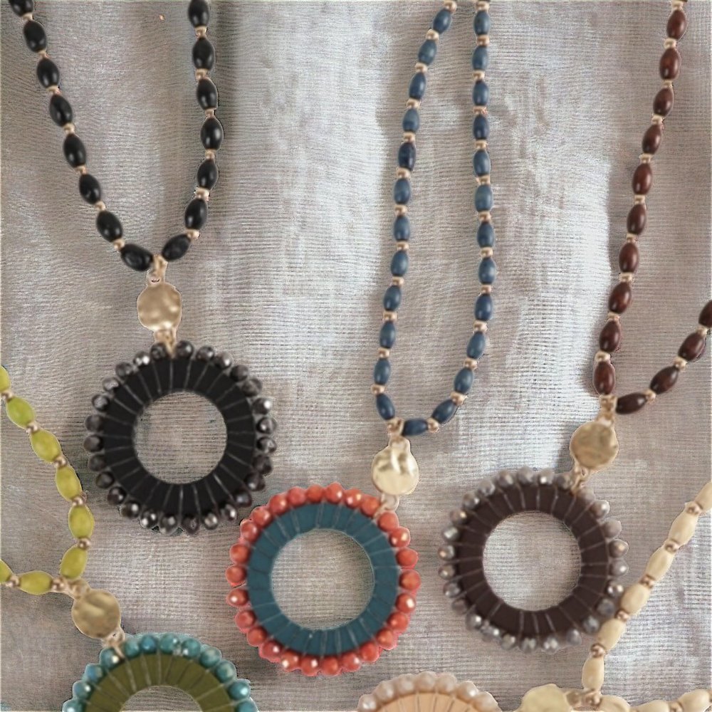 17467  Long Wood Pendant Necklace